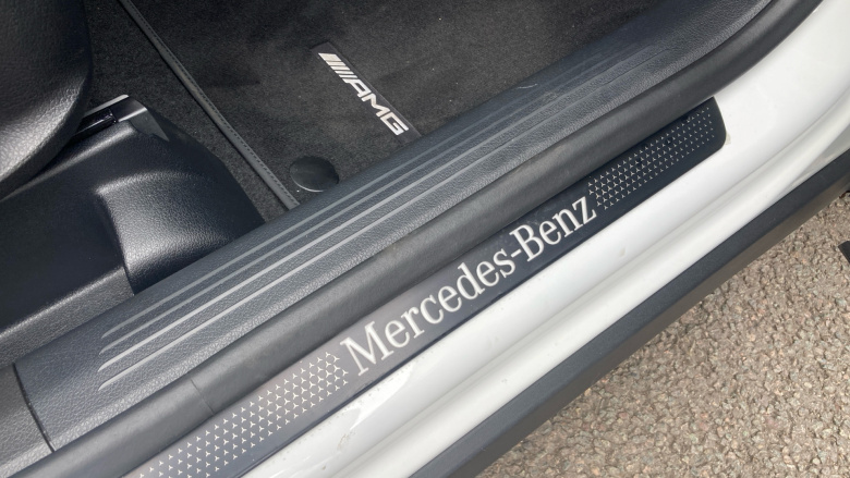 Mercedes-Benz GLB 200 AMG Line Executive 5dr 7G-Tronic Petrol Estate